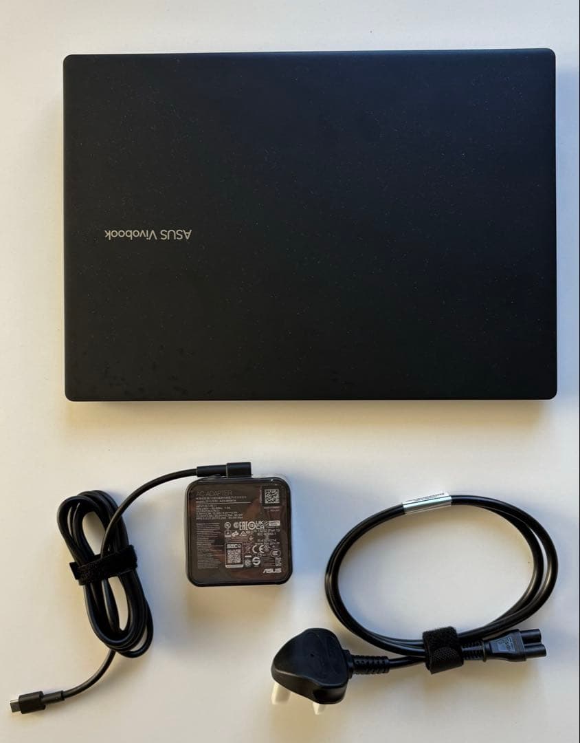 ASUS Vivobook 14 (X1407) 新品未使用