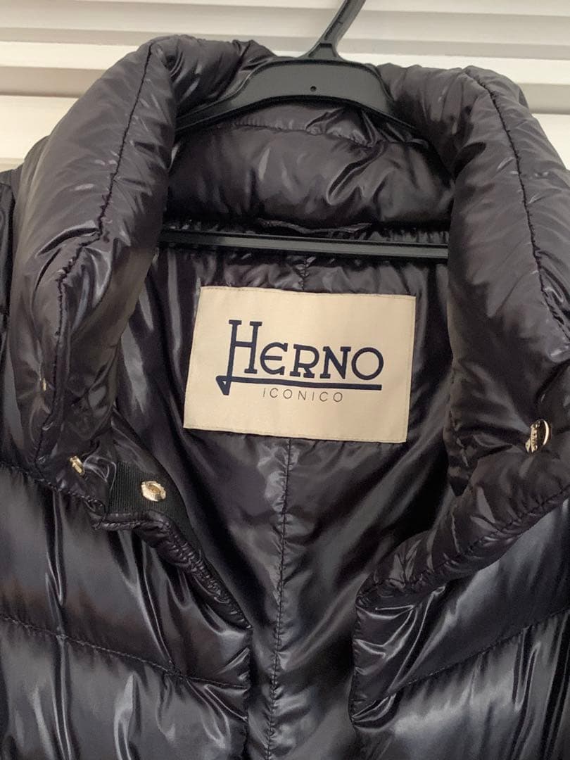 美品　ヘルノ　アメリア　ダウンコート