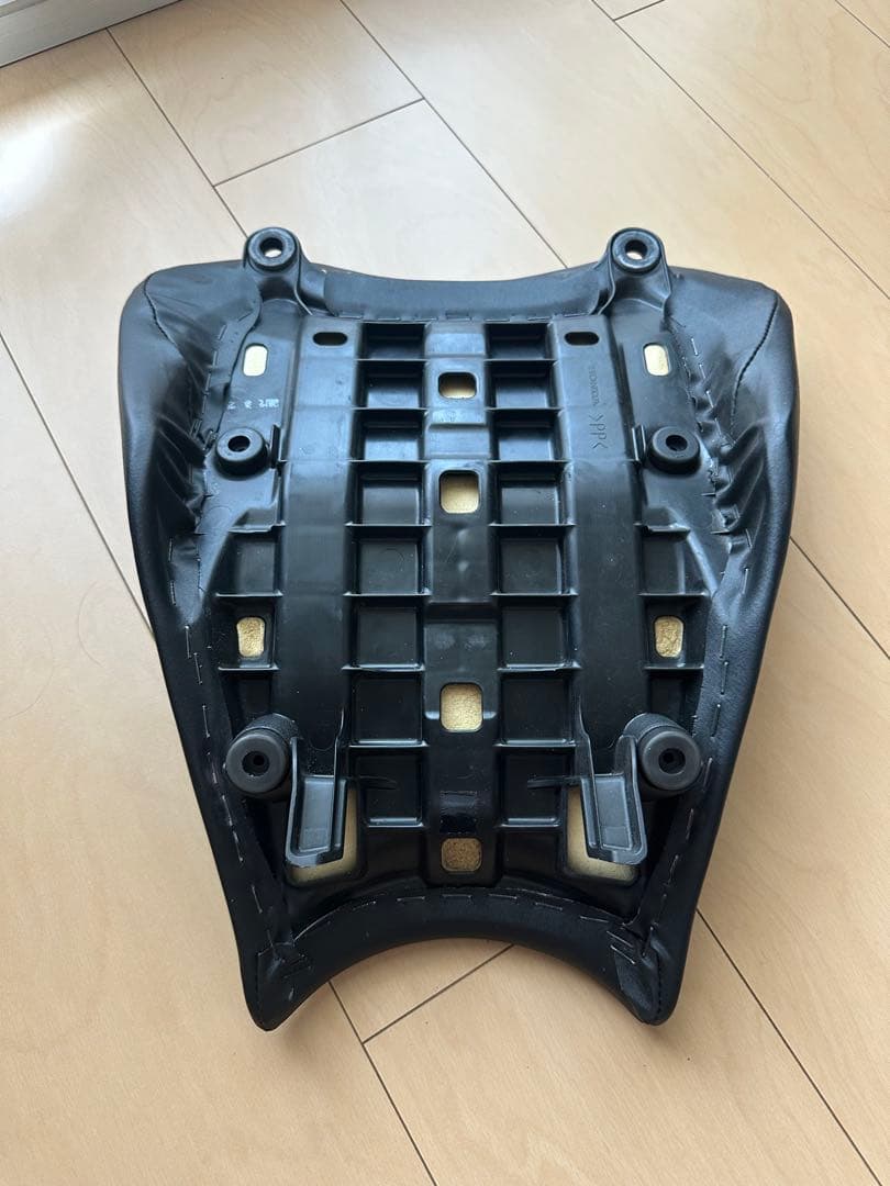 CBR1000RR SC77 純正シート