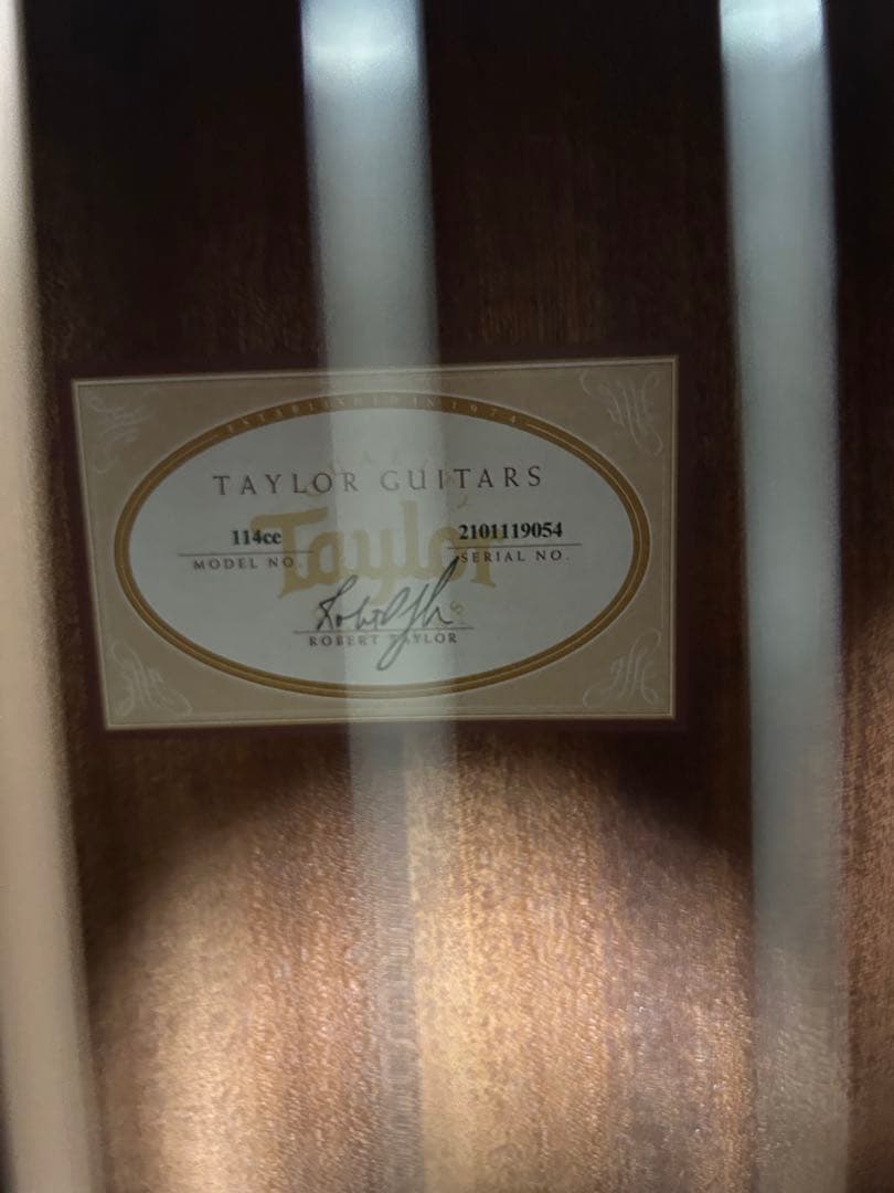 ★ Taylor 114ce エレアコ　美品　動作確認済　おまけつき★