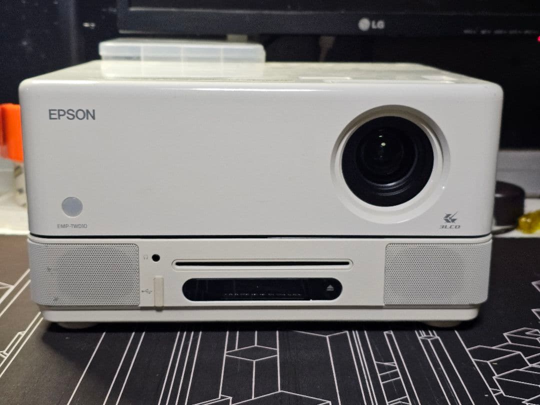 EPSON EMP-TWD10 プロジェクター