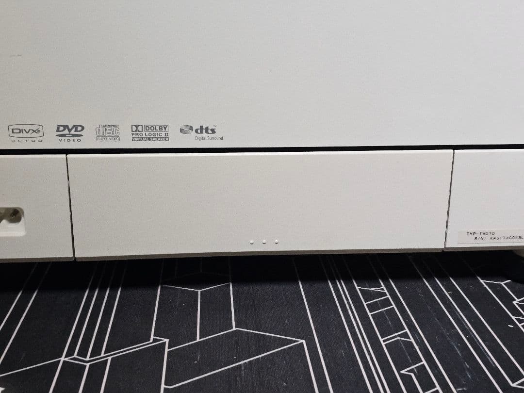 EPSON EMP-TWD10 プロジェクター