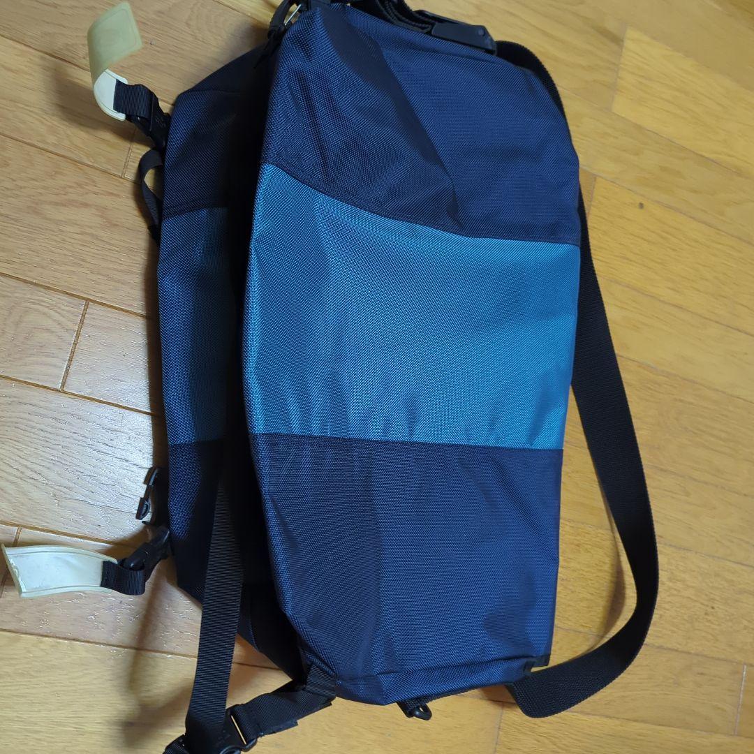 新品未使用 Timbuk2 メッセンジャーバッグ ネイビー/ブルー　Lサイズ