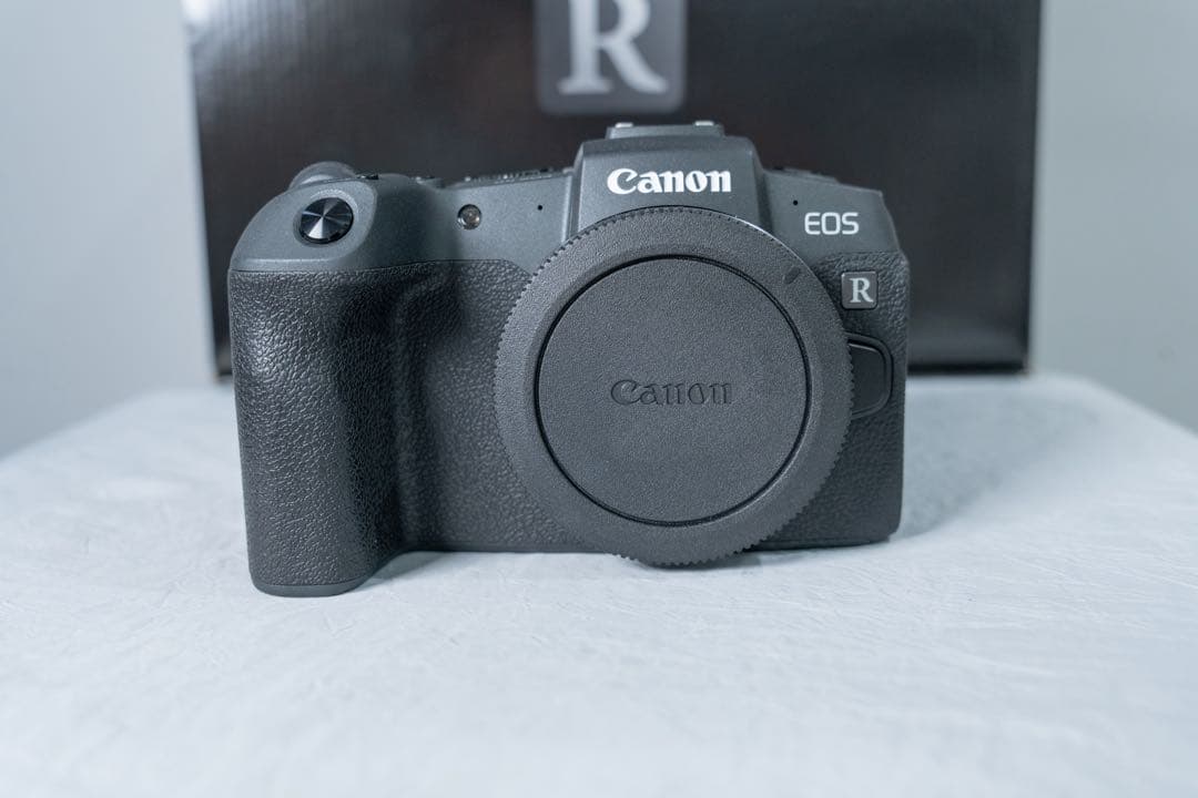 【美品】『シャッター回数3000回以下】EOS RP 本体＋レンズセット