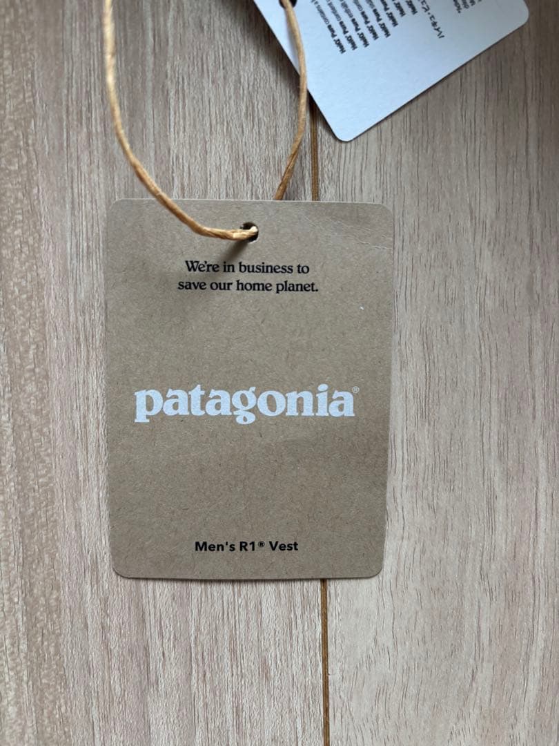 patagonia R1 ベスト
