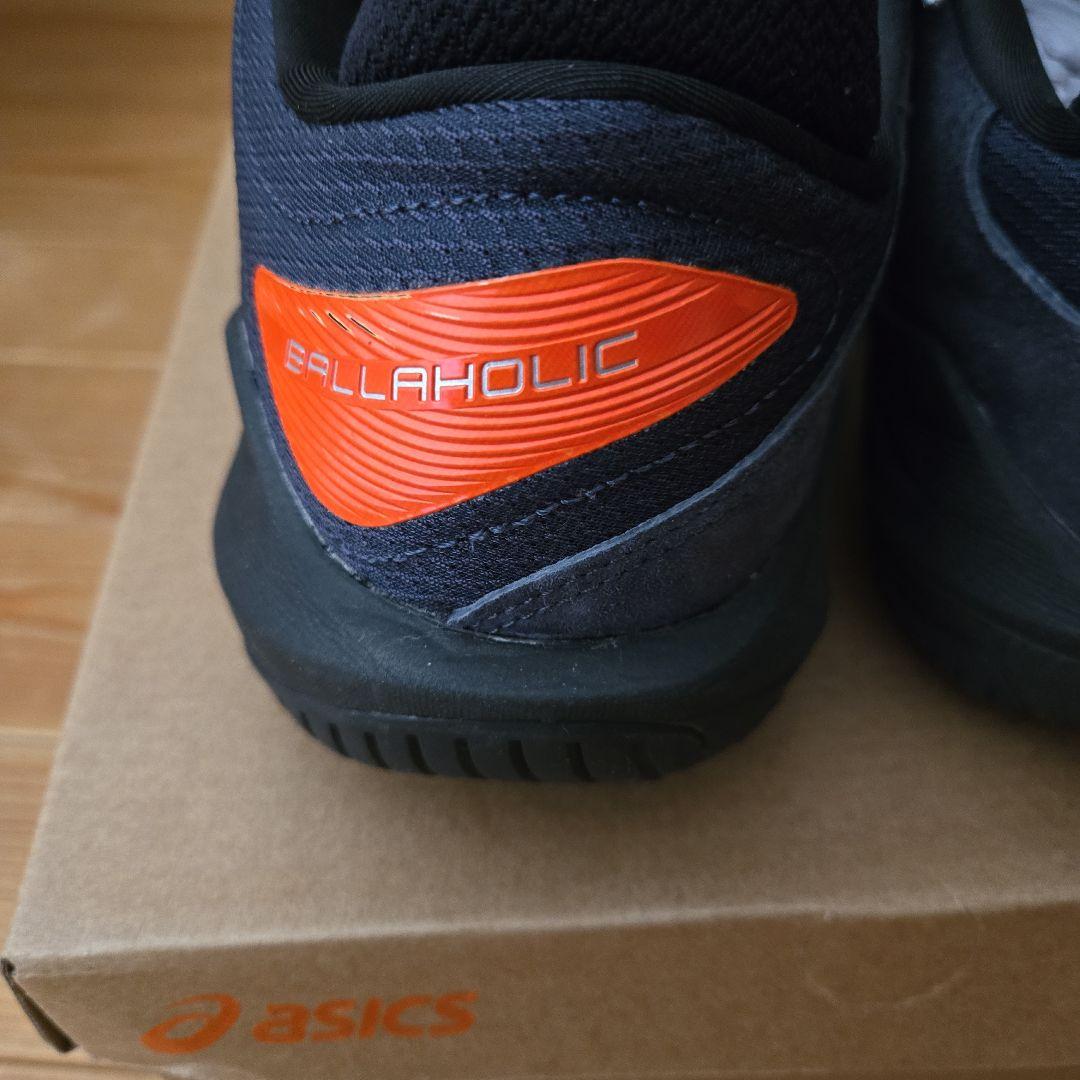 ASICS × ballaholic NOVA SURGE