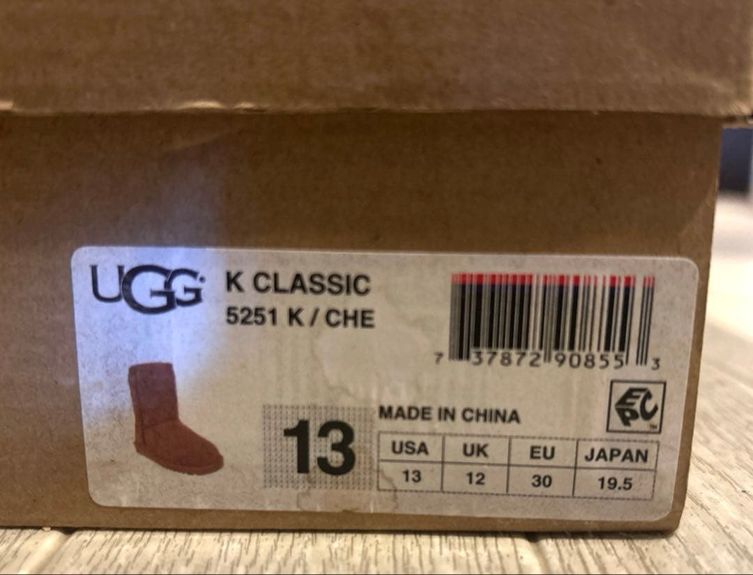 UGG ブーツ　アグ　19.5cm K CLASSIC 9251