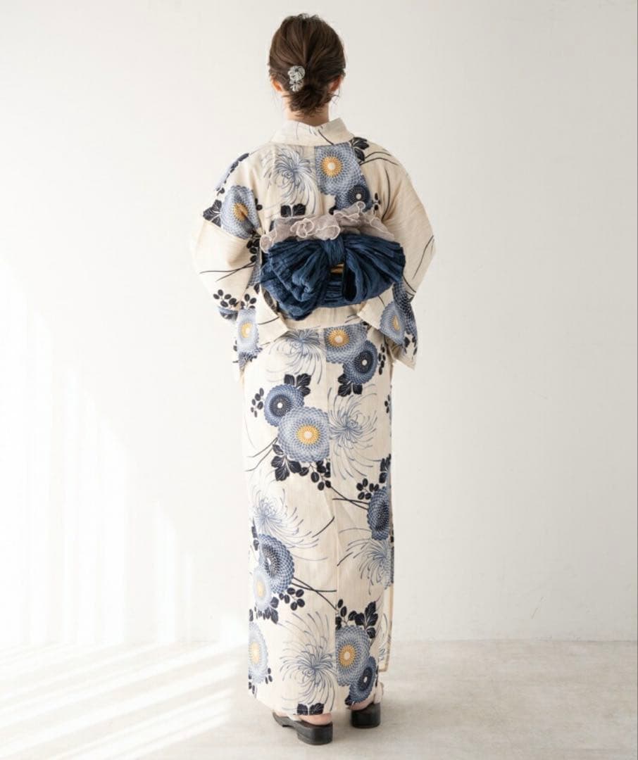 【新品】ゆかた館グレース　人気浴衣セット　浴衣＋帯＋腰紐2本＋下駄セット