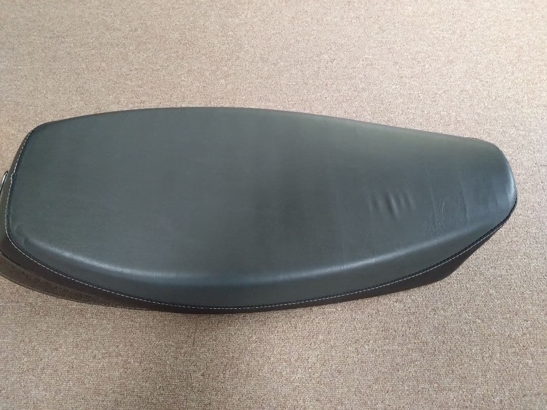 YAMAHA SR400 純正シート 2016年式 FI車用