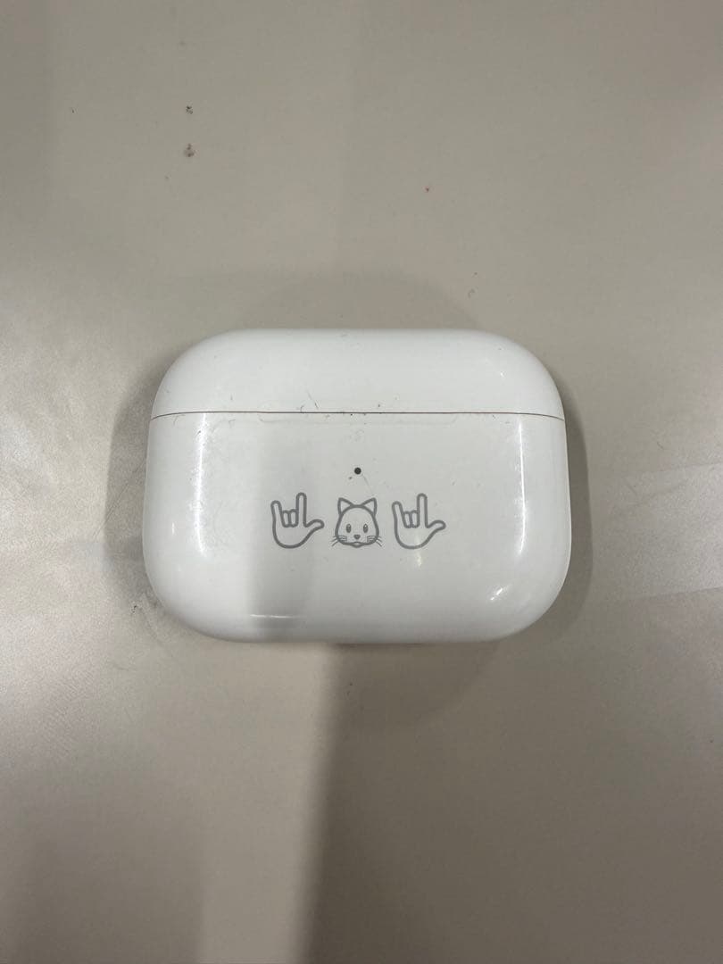 AirPods本体 xgirlカバー付き