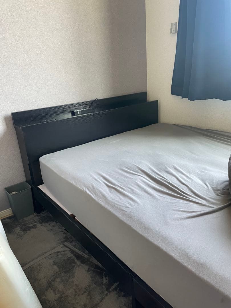 【※ひで※】セミダブルベッドフレーム ブラック　収納付き