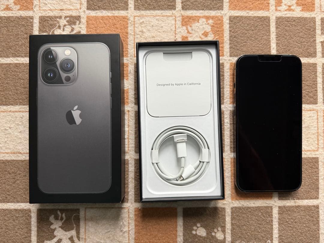 【美品】iPhone 13 Pro 1TB 本体 グラファイト SIMフリー