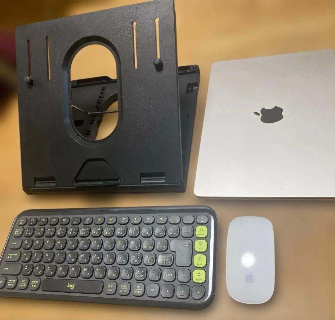 最強デスク環境！MacBook Air M3+AppleMagicマウス他