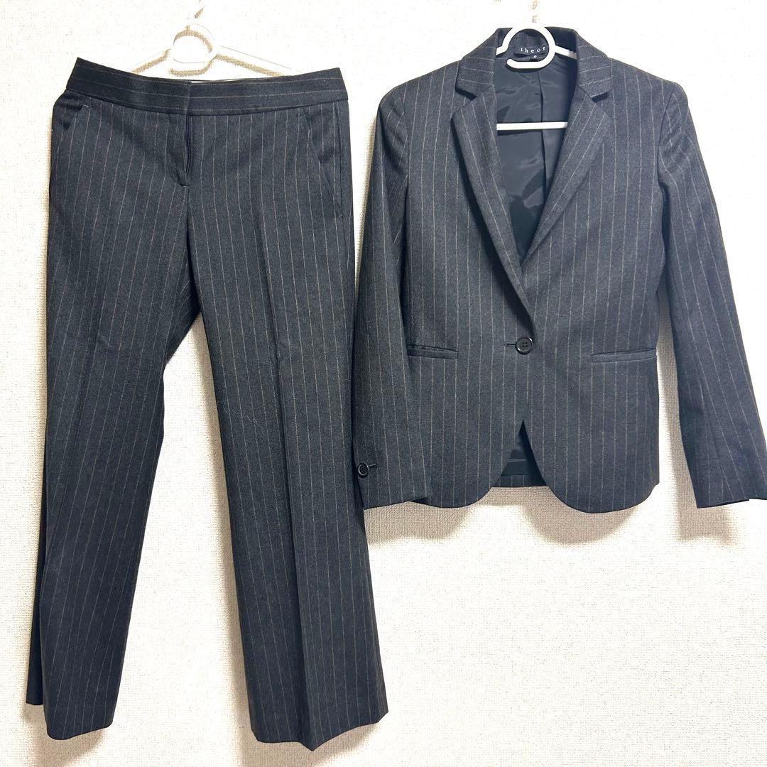 theory カシミヤ　ダークグレー ストライプ パンツスーツ サイズ0