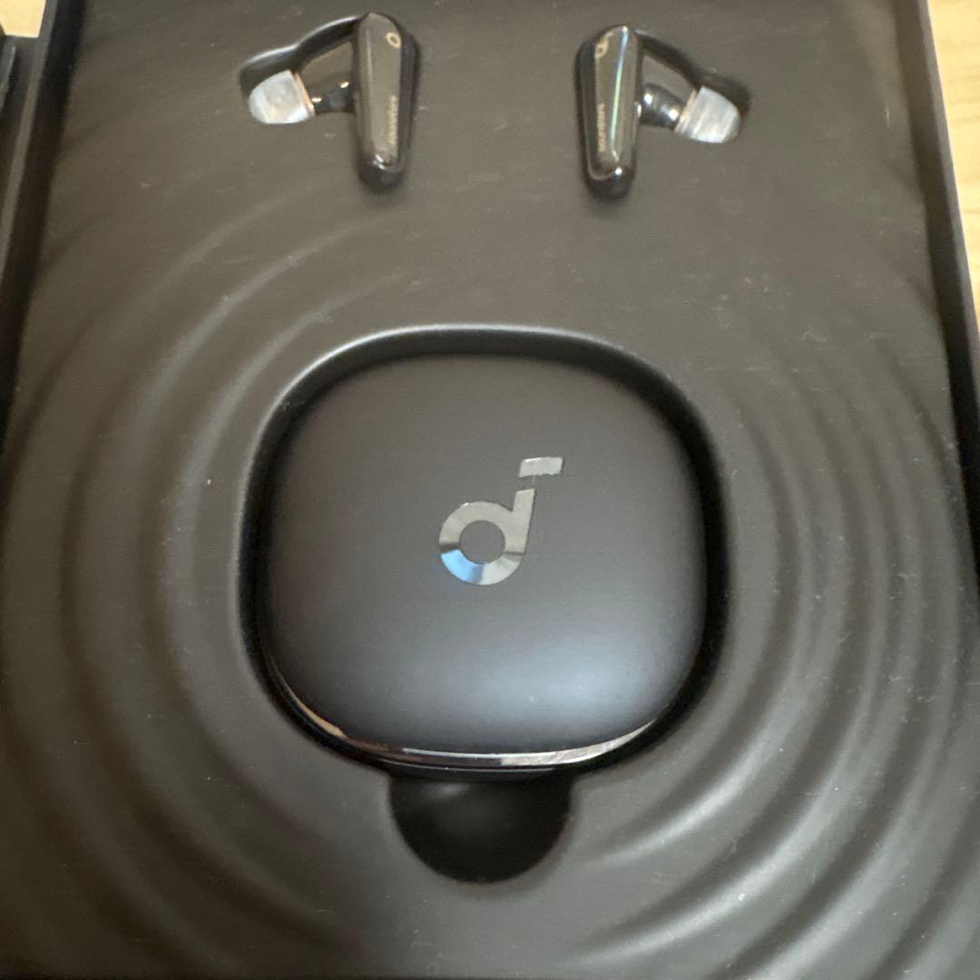 [美品]Anker Soundcore Liberty 4 おまけケース付き