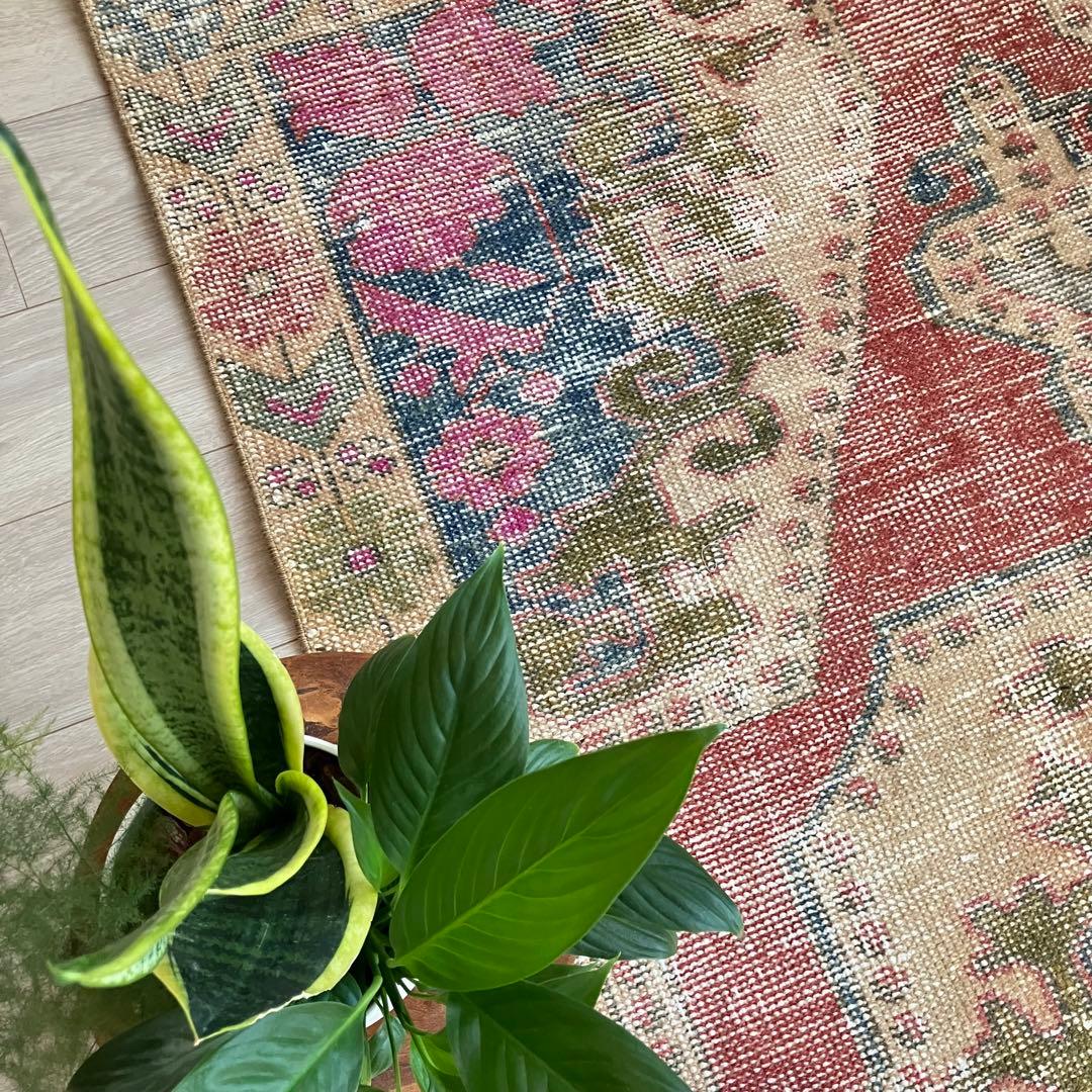 貴重✳︎アヴァノス　落ち着きシャビーレッド　キャラメル　トルコヴィンテージラグ