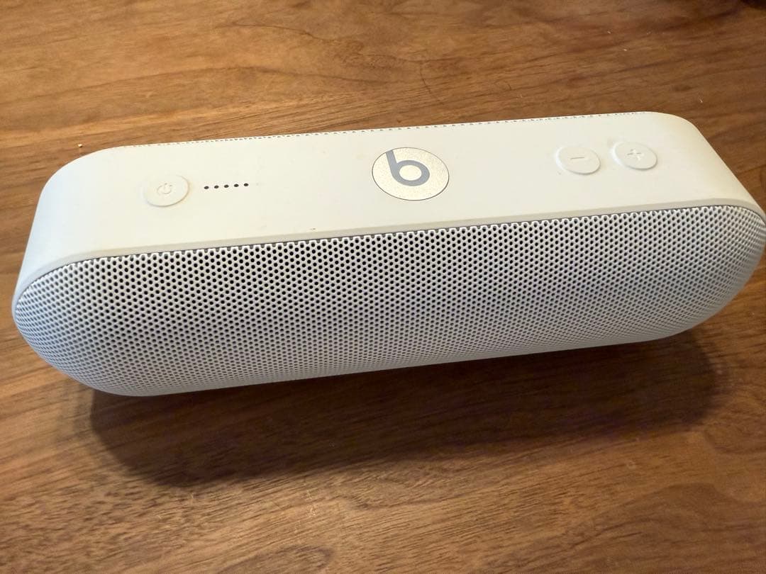 Beats ワイヤレススピーカー ホワイトBluetooth