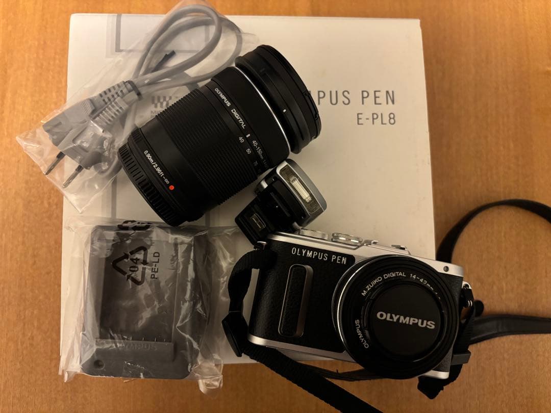 【期間限定特価！】OLYMPUS PEN E-PL8 ブラック レンズ2本付き