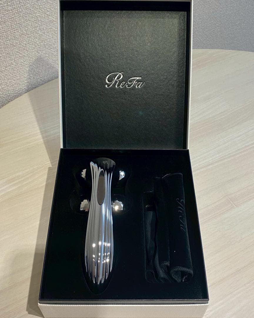 【未使用】ReFa 美顔ローラー シルバー ポーチ付き