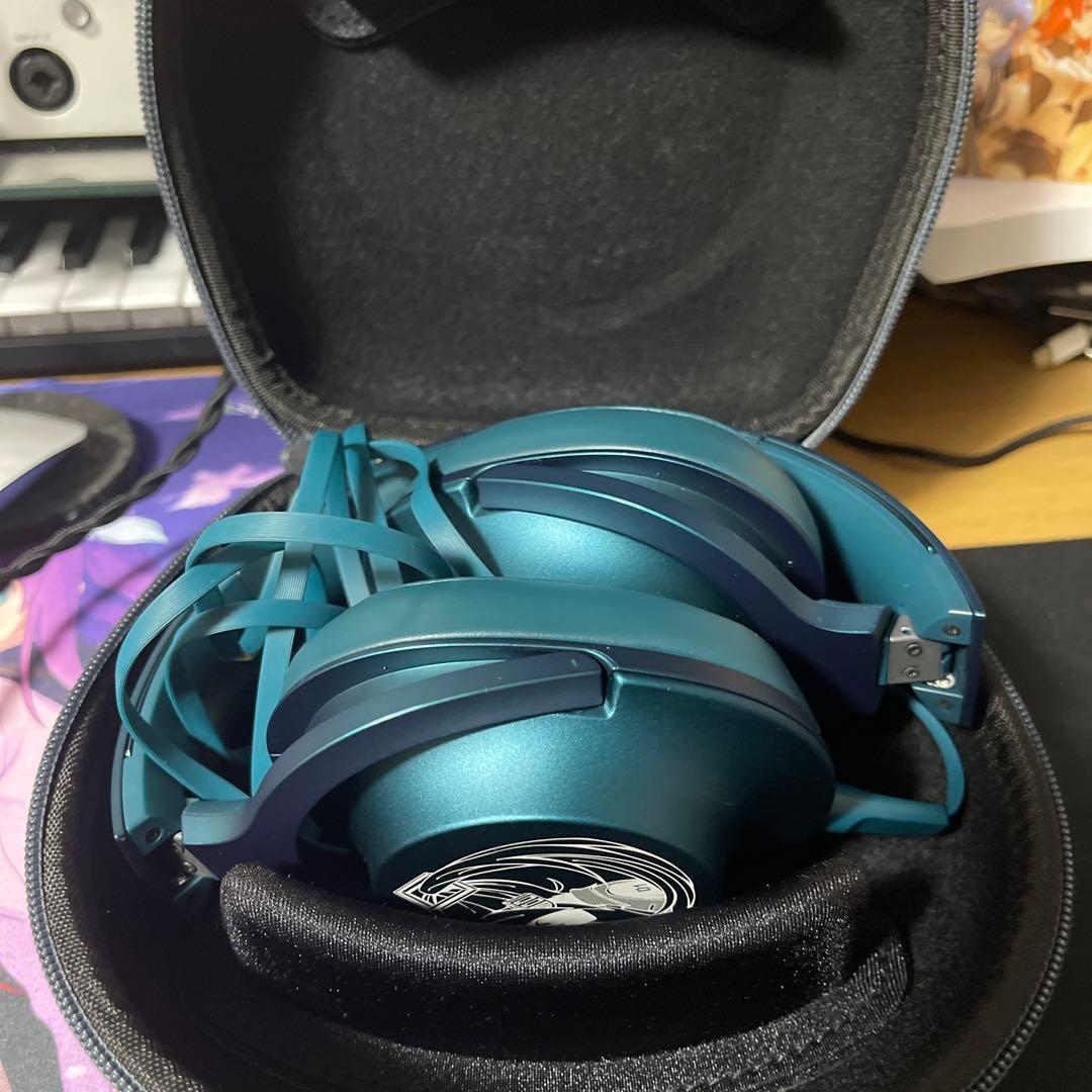 SONY ヘッドホン h.ear on(MDR-100A)初音ミクモデル