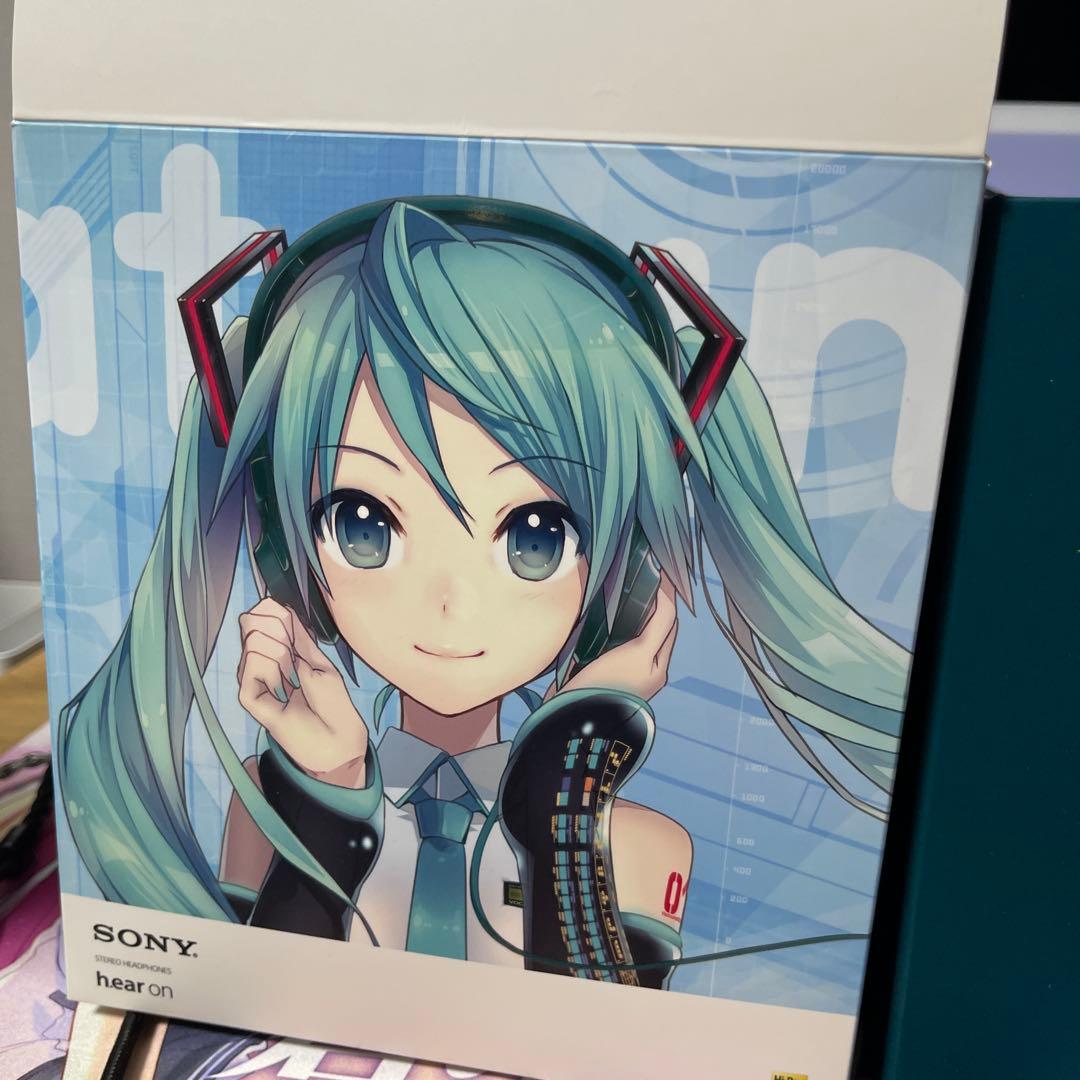 SONY ヘッドホン h.ear on(MDR-100A)初音ミクモデル