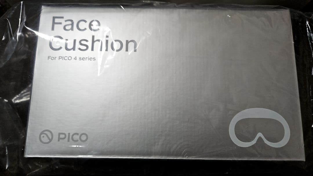 Pico4Ultra とPico Motion Trackerとケーブル