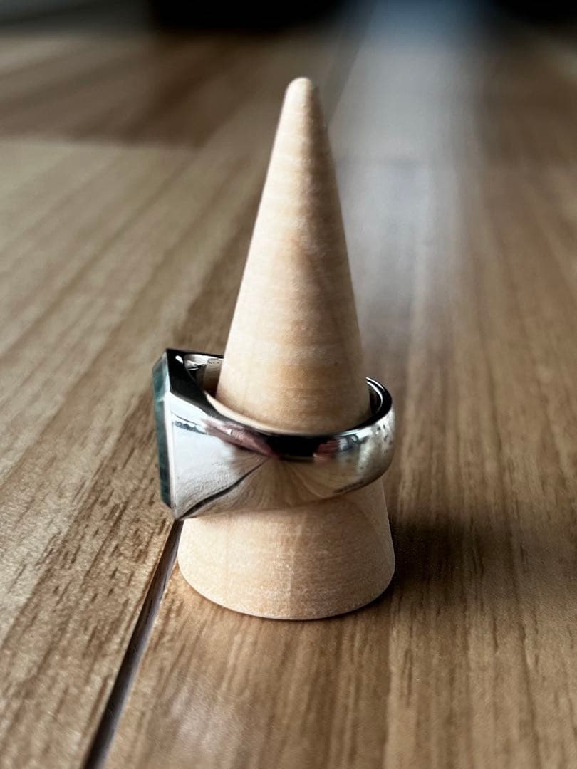 トムウッド シグネットリング グリーンマーブル 60