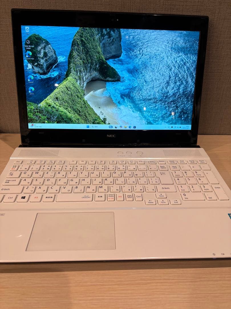 【Win11 】NEC LAVIE 15.6型/ i3 /SSD/AI搭載