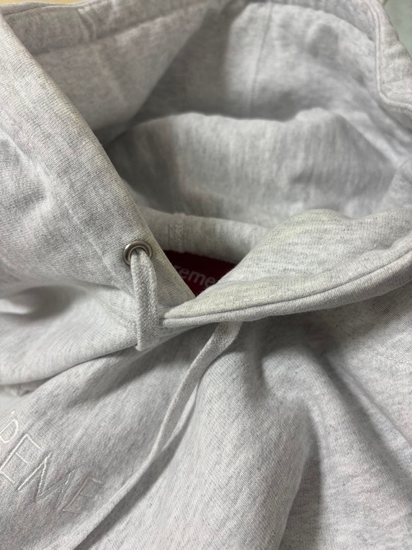 SUPREME グレーパーカー