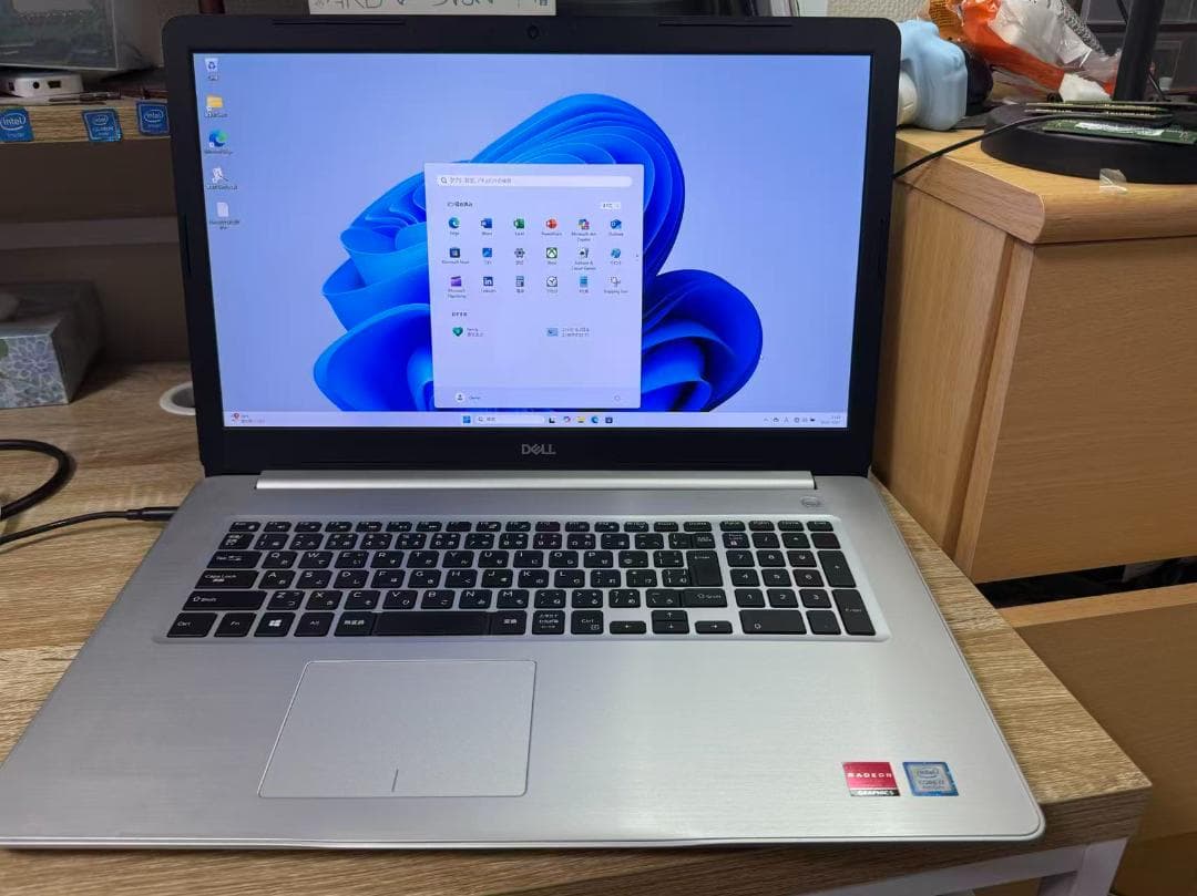 Dell 17インチ 第八世代 i7 16GB　SSD+HDD　Office付き