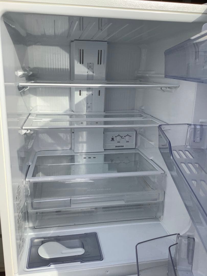 送料込み！2023年製 三菱 3ドア冷凍冷蔵庫 MR-C33H-W1 330L