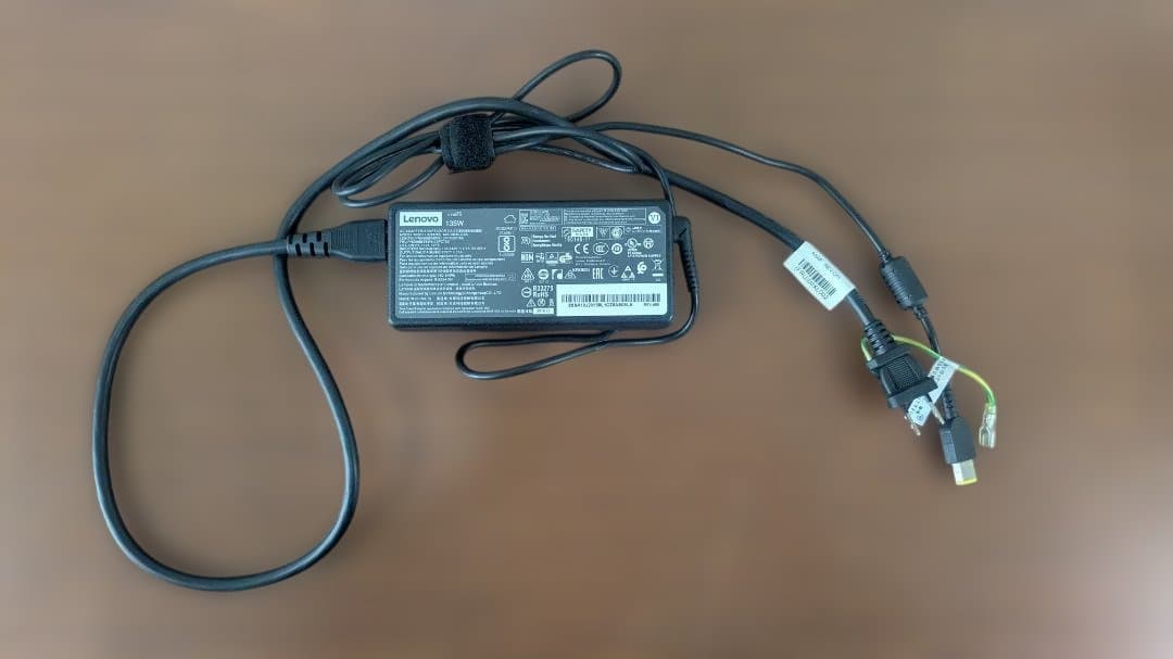 ミニPC Lenovo ThinkStation P330 Tiny