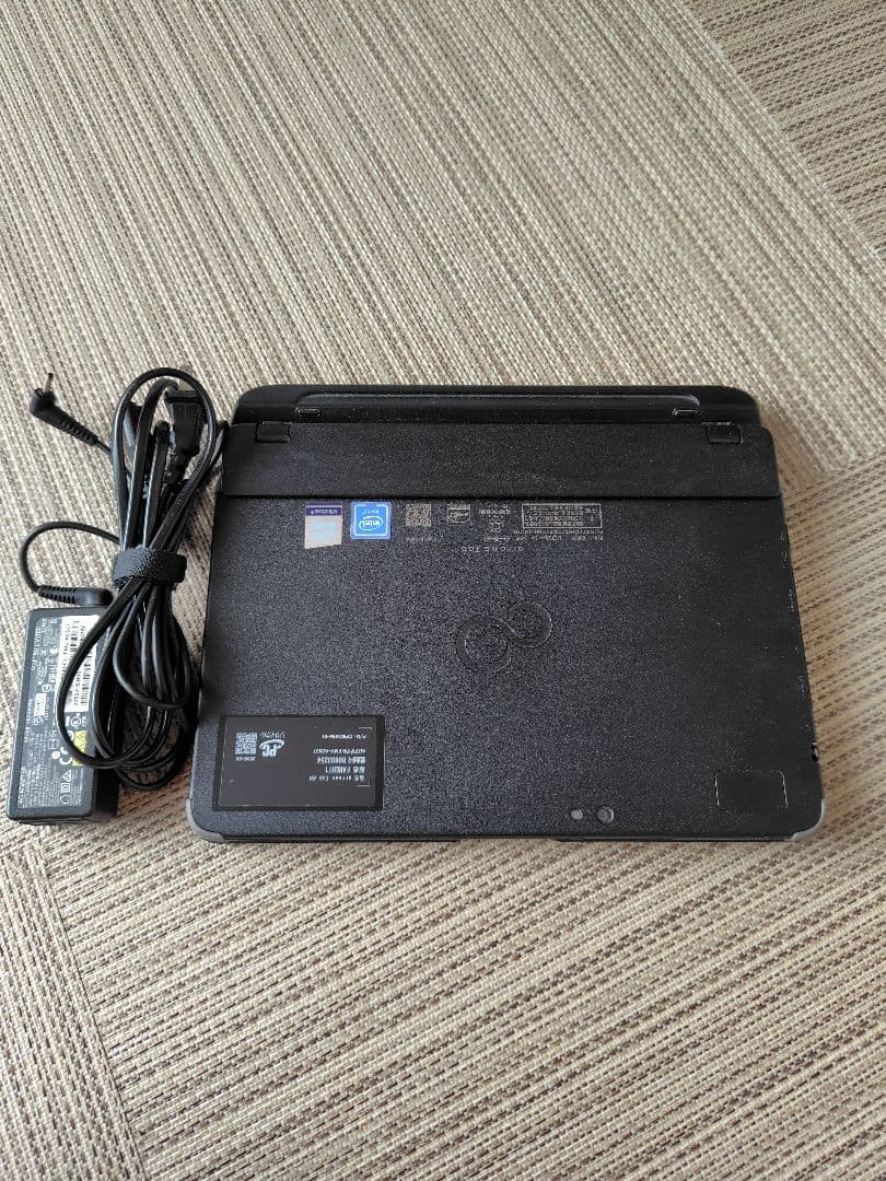 富士通パソコン　fareht1 　学習向け