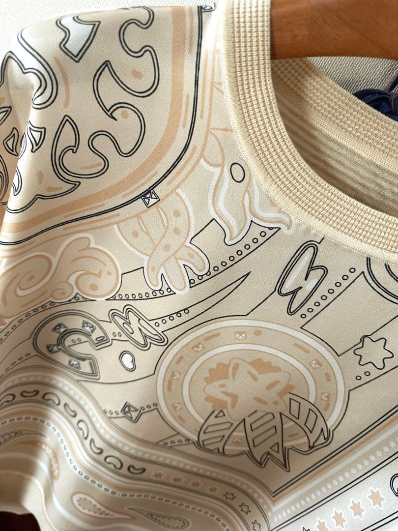 スカーフシルク地とニットの高品質マダムトップスセーター