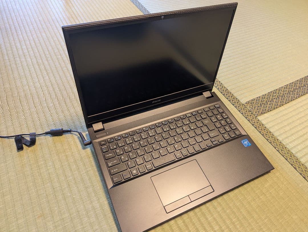 【極美品】mouse ノートPC / メモリ8GB / SSD 256GB