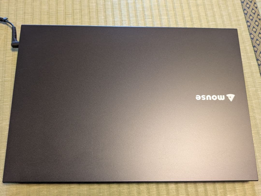 【極美品】mouse ノートPC / メモリ8GB / SSD 256GB