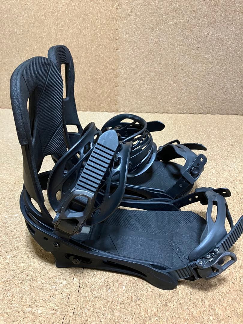 Burton Cartel スノーボードビンディング ブラック　M