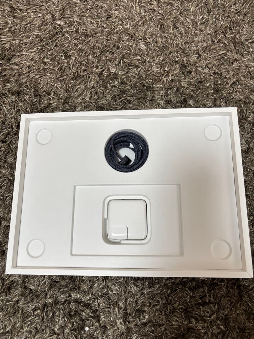 Apple 2022 13インチMacBook Air