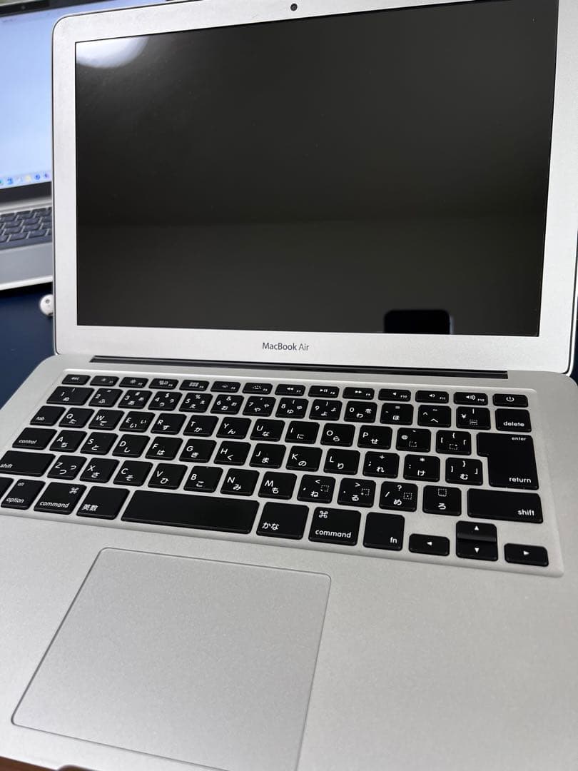 Apple MacBook Air A1466 13.3インチmid（2012）