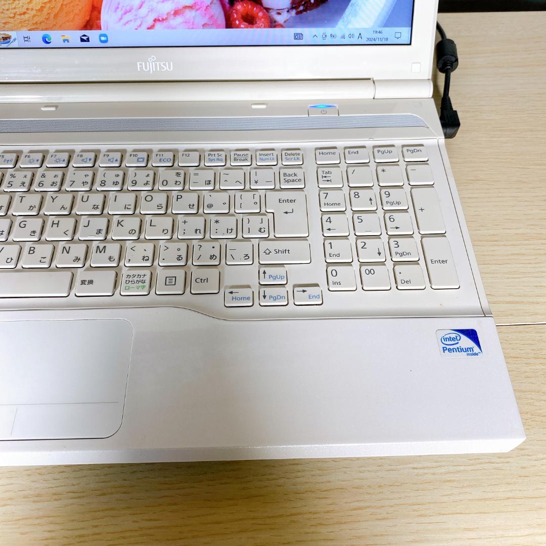 限定価格/HDD750GB/メモリ4GB/Webカメラ搭載ノートパソコン