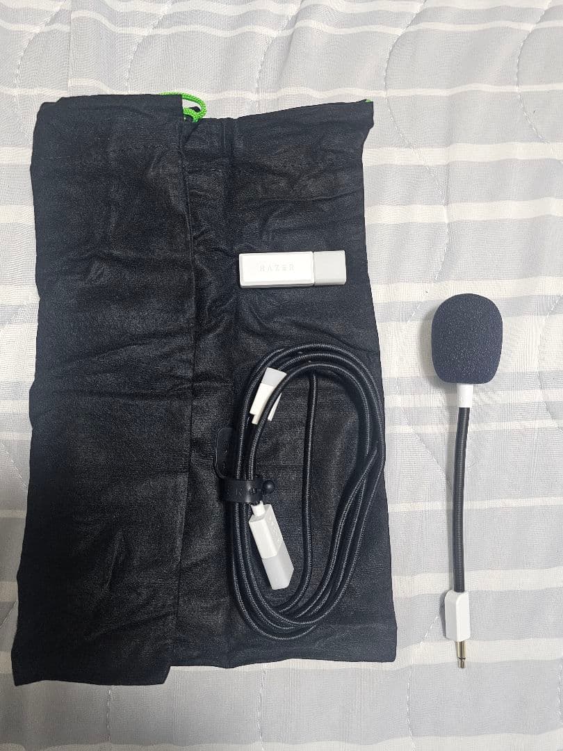 ヘッドホン Razer BLACKSHARK V2 Pro WhiteEdition