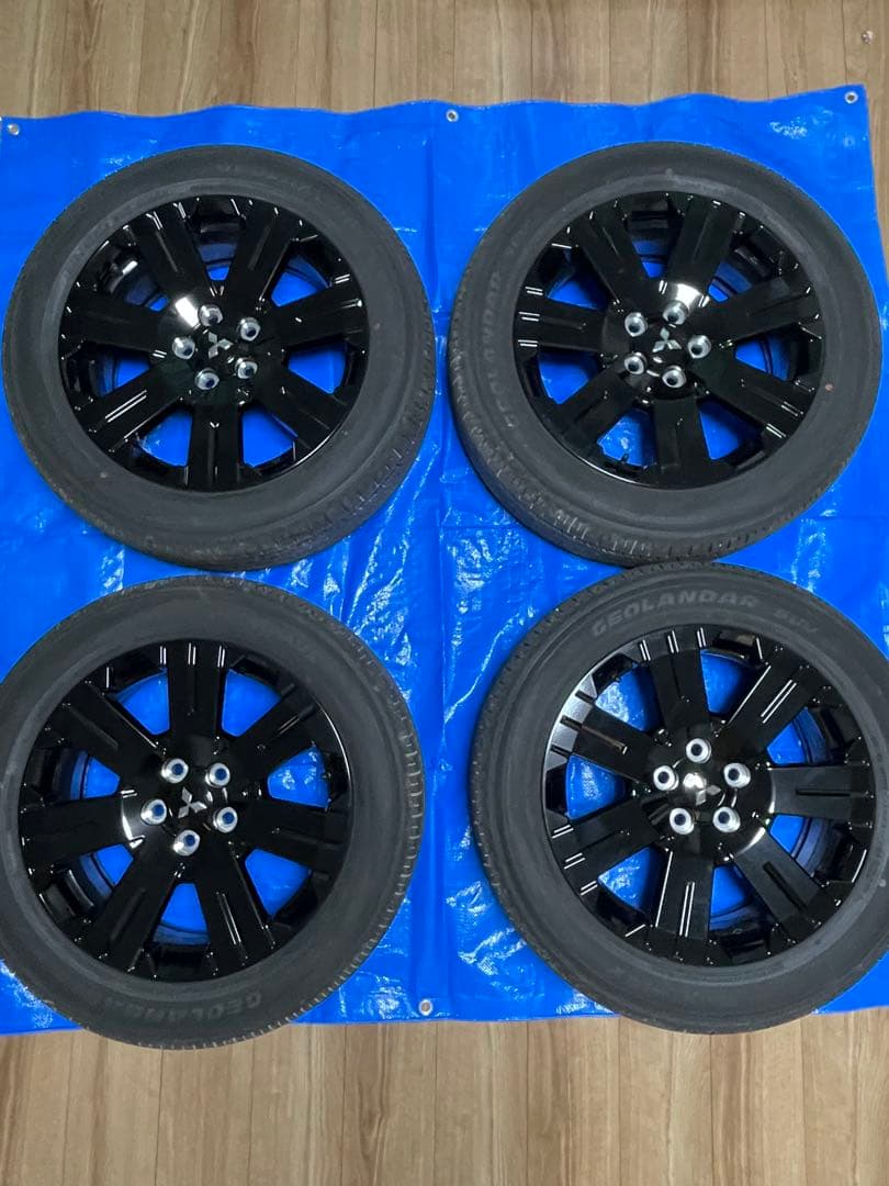 三菱デリカD5 シャモニー タイヤ ホイール【新車外し】1点ずつ出品　（3/4）