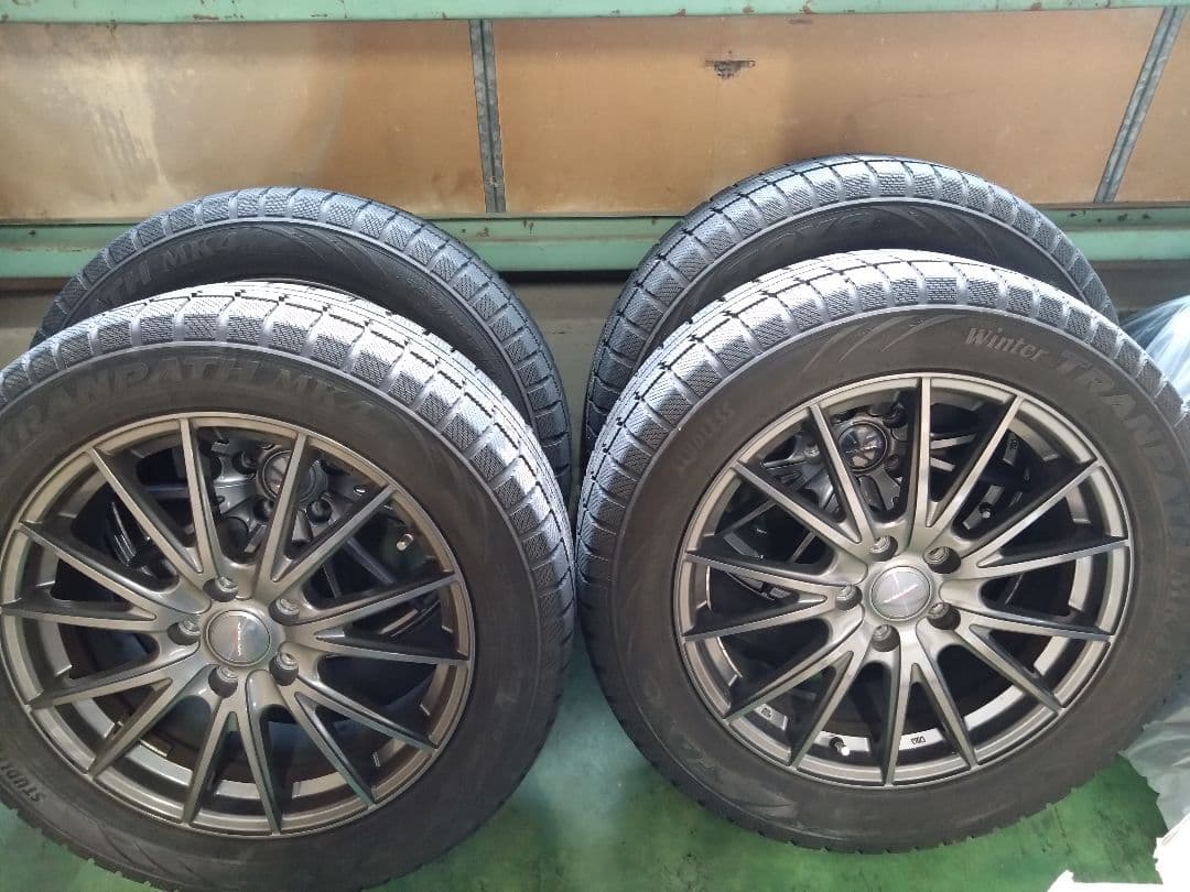 VELVA SPORT スタッドレスホイールセット 7J +55 PCD114