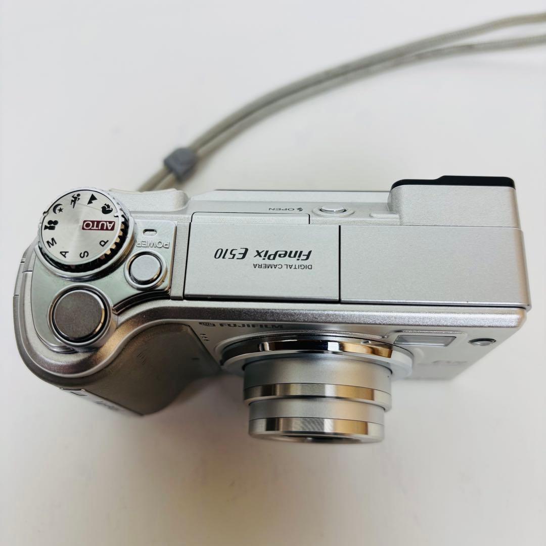 【美品】FUJIFILM finepix E510 オールドコンデジ　市販電池
