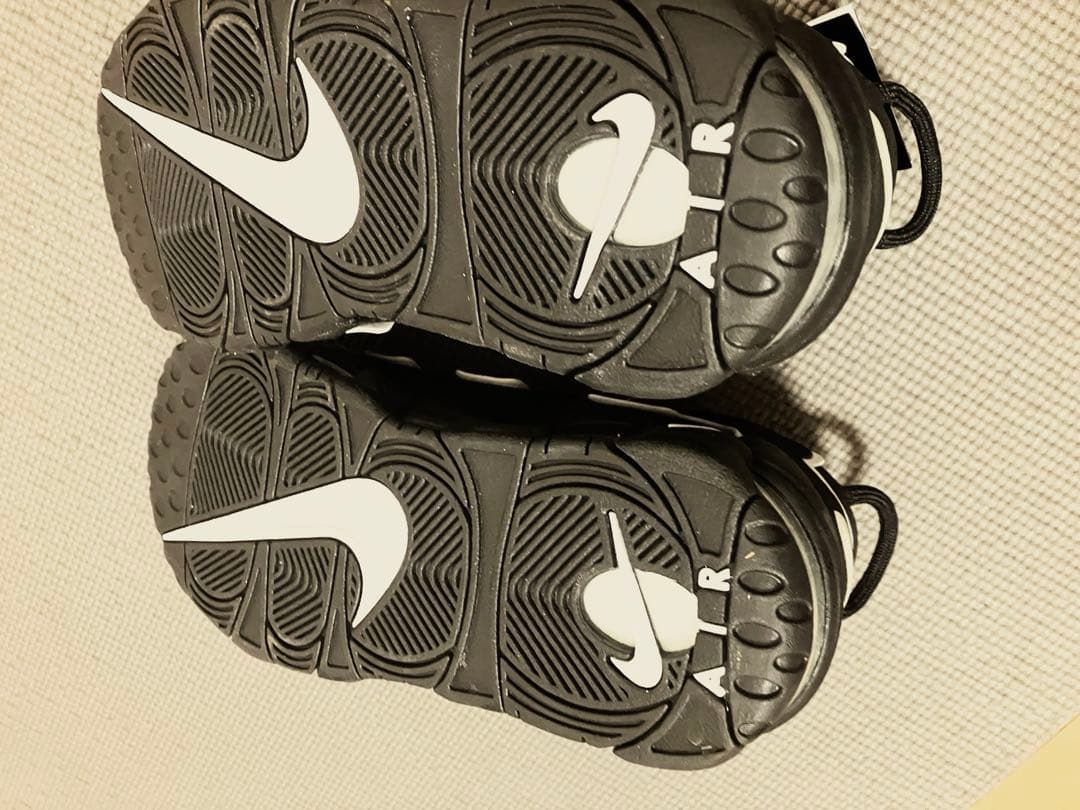 は*ち様 【新品】NIKE AIR MORE UPTEMPO 20HO-I モア