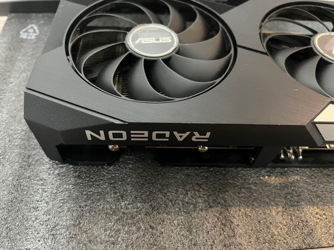 ASUS AMD Radeon RX6600 グラフィックボード【送料無料】