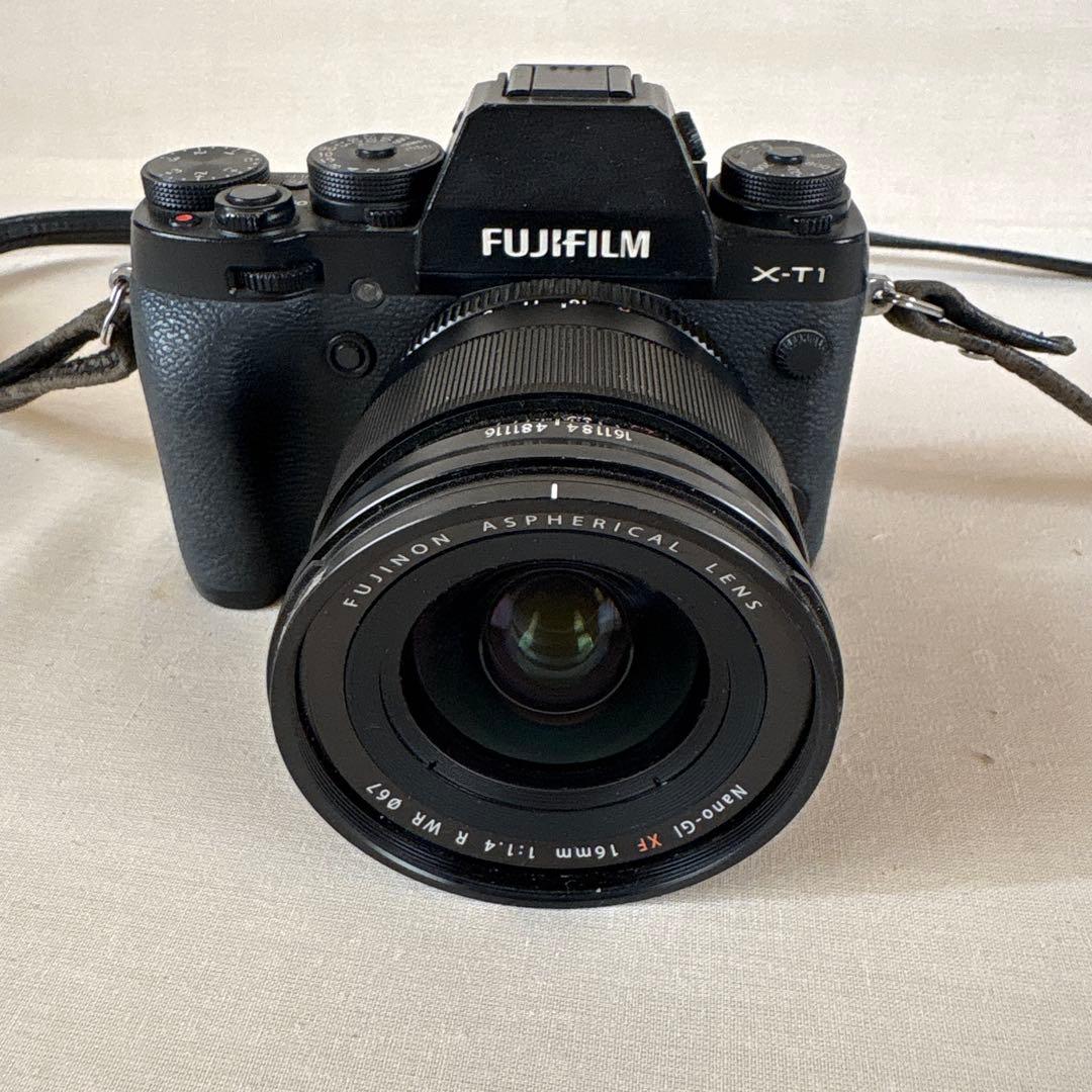 FUJIFILM X-T1 FUJINONレンズ16mm