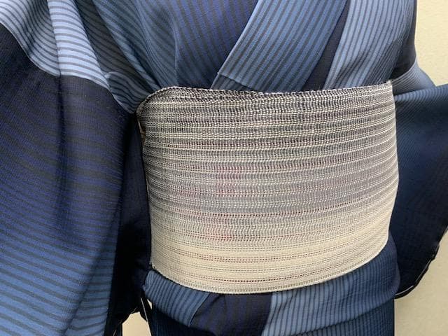 今年の仕入れ　おしゃれな大人の夏帯　 絹麻ぼかし半巾帯　夏着物浴衣に墨黒系　長尺