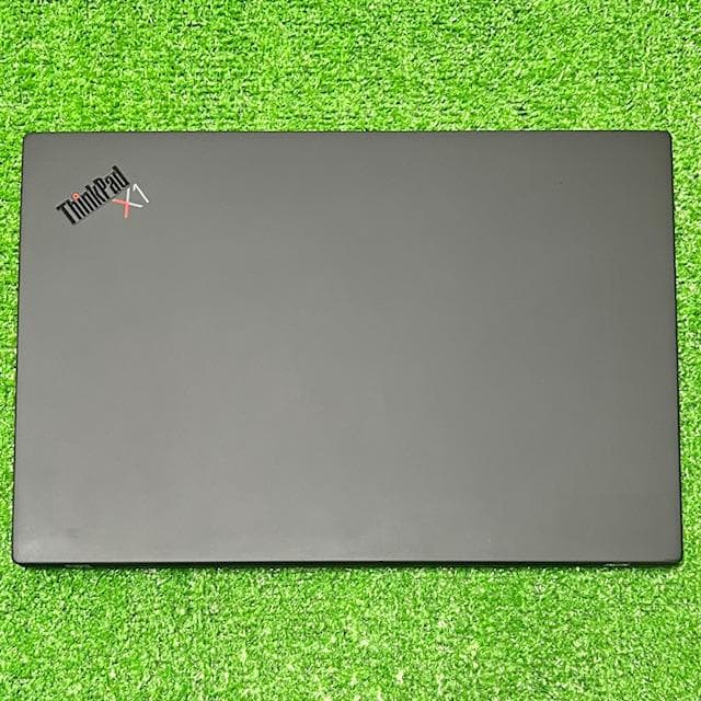 2021《優良美品》フラッグシップモデル！ ThinkPad X1 Carbon