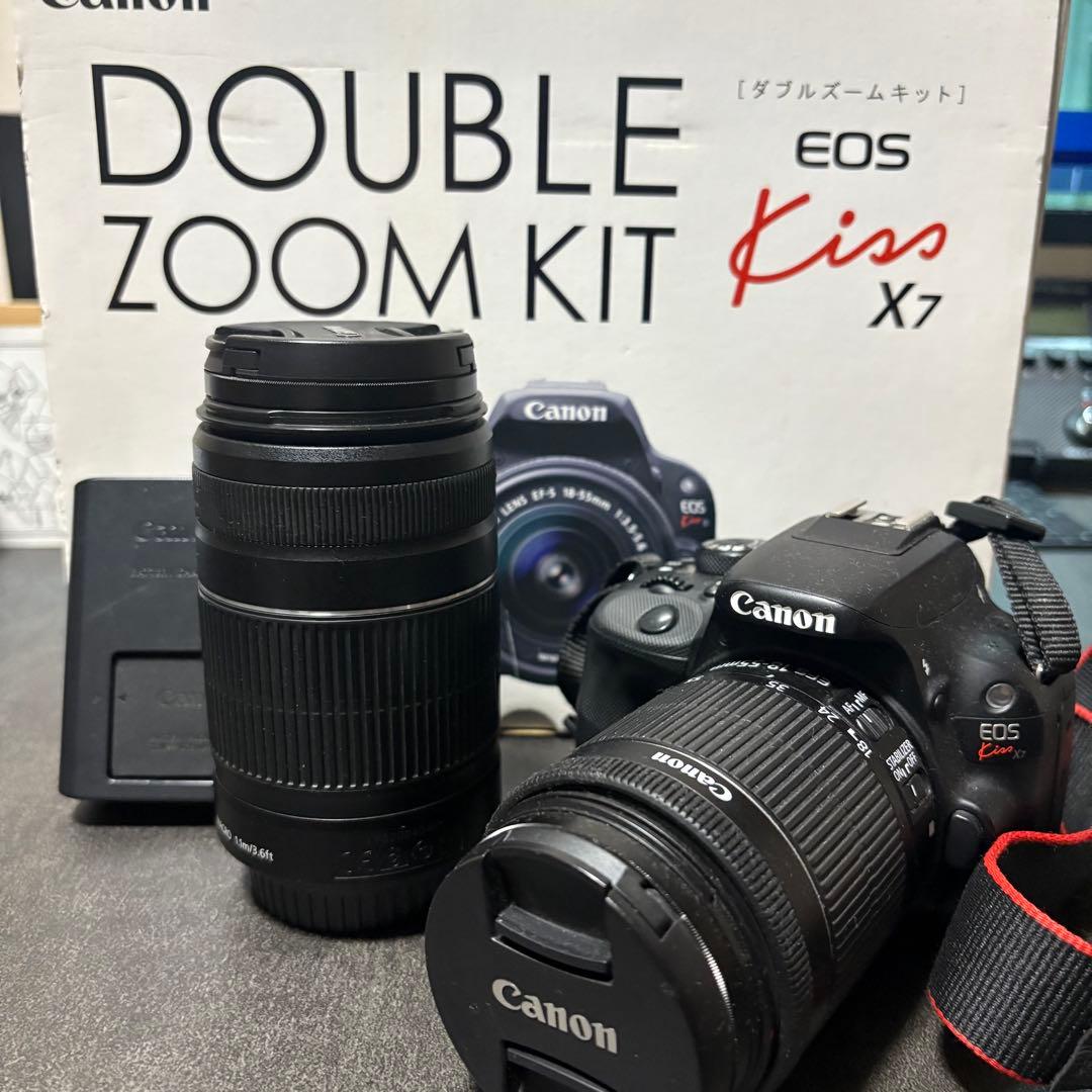 Canon 一眼レフカメラ　EOS KISS X7 ダブルズームキット